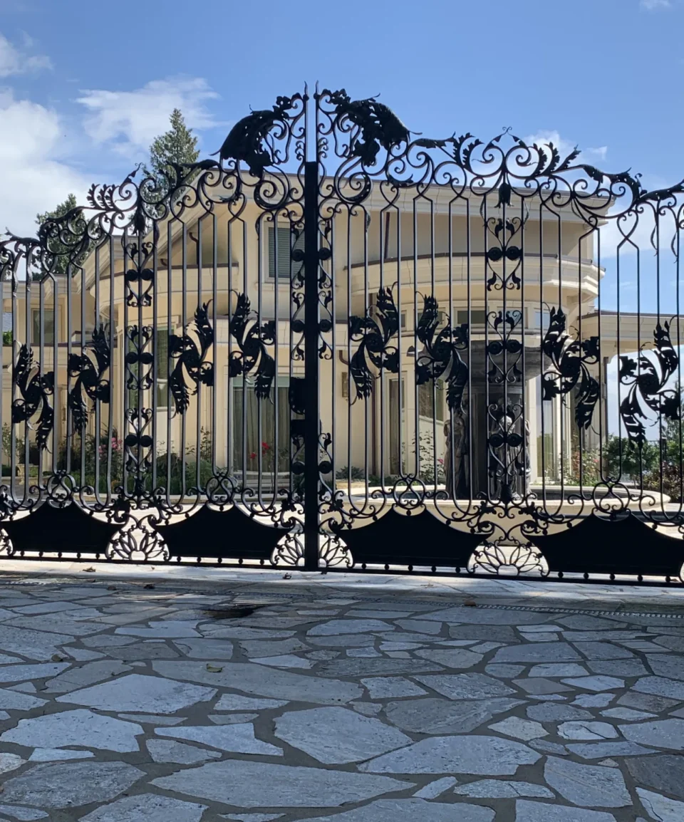 Swing Gates | Swing Gate
